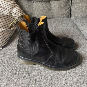 Doc Marten 2976 smooth leather Chelsea